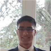 Soy estudiante de ingeniería con nivel B2, dinámico y paciente, listo para ayudarte a mejorar tu inglés.